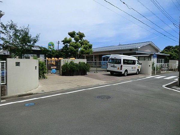 周辺環境:しらゆり幼稚園(しらゆり幼稚園まで270m)