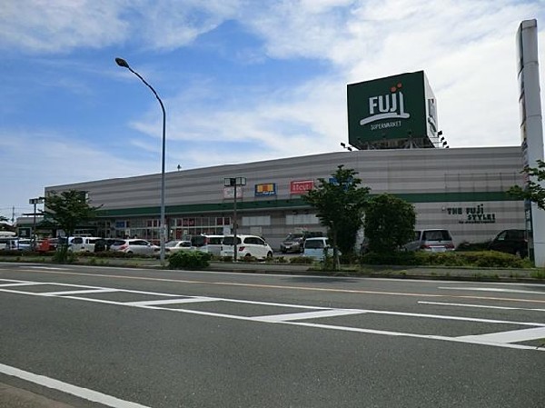 周辺環境:ＦＵＪＩ橋戸店(ＦＵＪＩ橋戸店まで1000m)