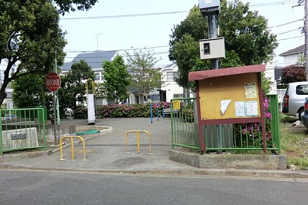 周辺環境:宮田町三丁目公園(宮田町三丁目公園まで290m)