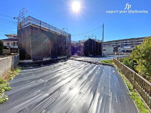 外観:☆☆風通しの良い住宅地☆☆  ゆとりのある住宅地　部屋の窓を開けるとそこには心地よい風が通りぬけます♪