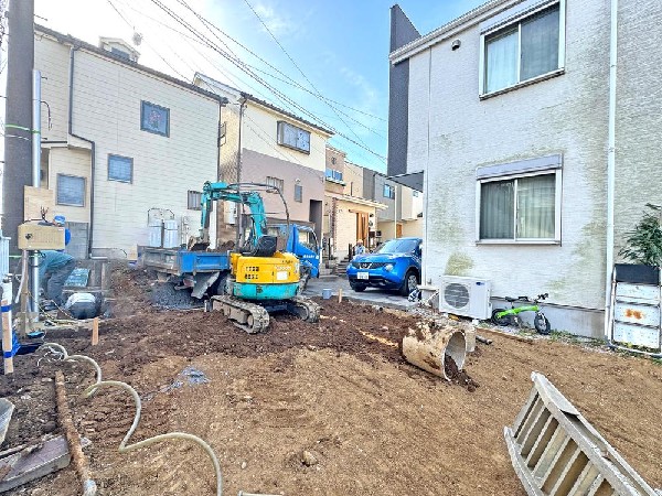 外観:☆☆風通しの良い住宅地☆☆  ゆとりのある住宅地　部屋の窓を開けるとそこには心地よい風が通りぬけます♪