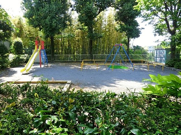 周辺環境:小机町第一公園(小机町第一公園まで800m)