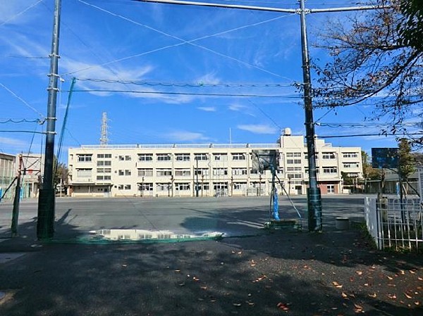 周辺環境:横浜市立原小学校(横浜市立原小学校まで550m)