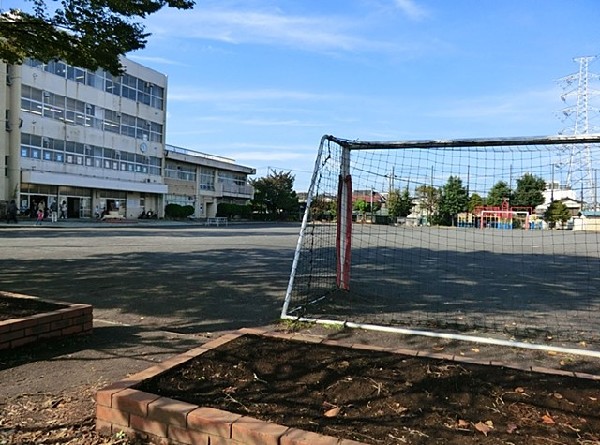 周辺環境:横浜市立新吉田第二小学校