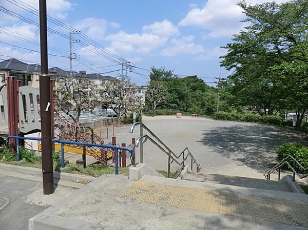 周辺環境:あたご公園(あたご公園まで350m)