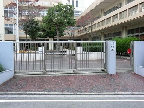 周辺環境:横浜市立西谷中学校(横浜市立西谷中学校まで650m 中学校でスポーツに勉強に励みましょう♪)