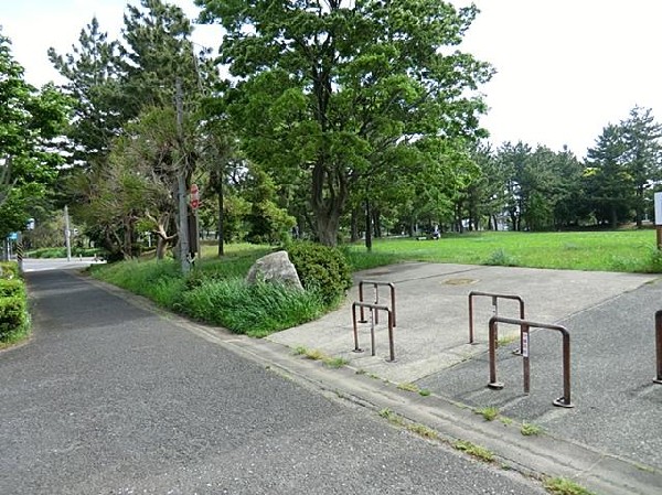 周辺環境:まつかぜ公園(まつかぜ公園まで500m)