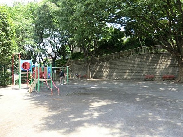 周辺環境:北軽井沢第二公園(北軽井沢第二公園まで58m)