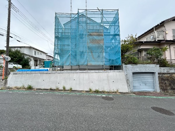 外観:第一種低層住居専用地域の良好な住環境が保たれたエリア。