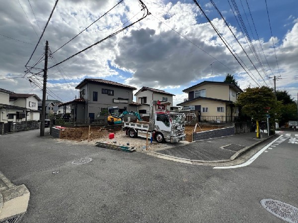 外観:大原西公園至近の角地