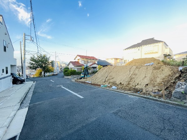 外観:第一種低層住居専用地域の良好な住環境が保たれたエリア