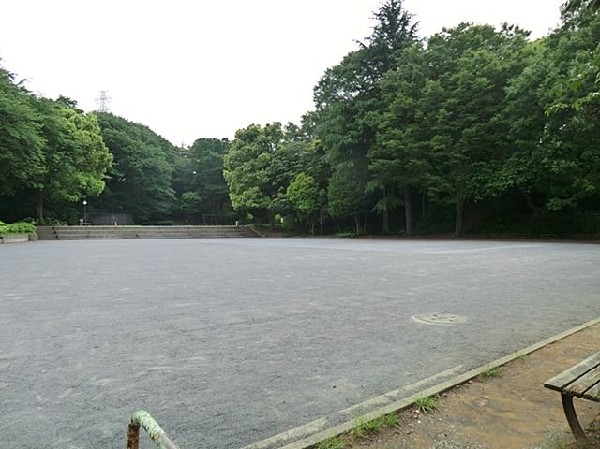 周辺環境:竹山南公園(竹山南公園まで1100m)