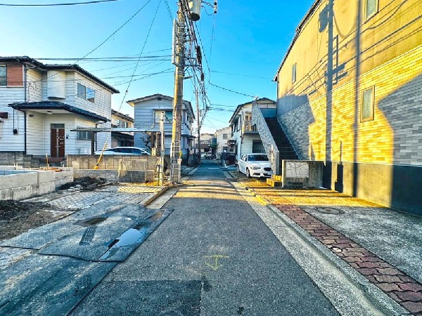 外観:☆☆風通しの良い住宅地☆☆  ゆとりのある住宅地　部屋の窓を開けるとそこには心地よい風が通りぬけます♪