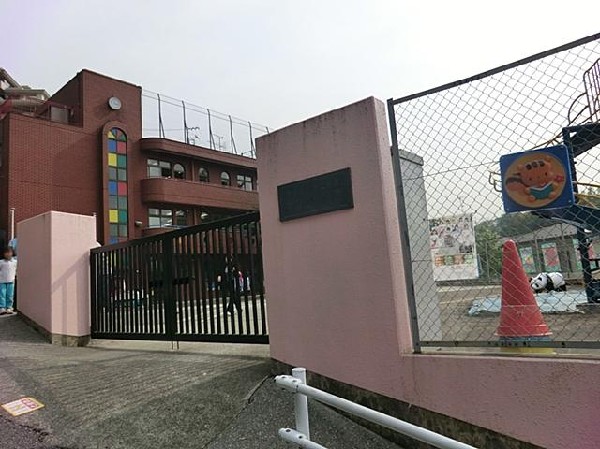 周辺環境:南聖心幼稚園(南聖心幼稚園まで1100m)