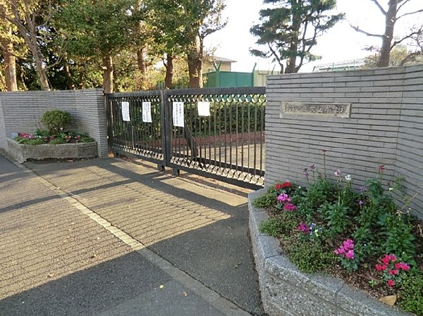 周辺環境:横浜市立大正小学校(横浜市立大正小学校まで1100ｍ)