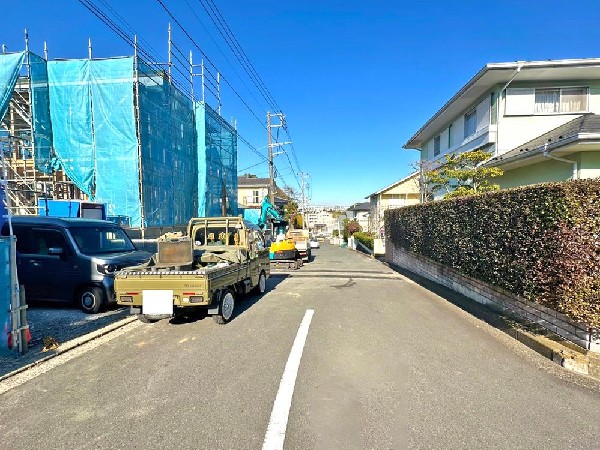 外観:☆☆風通しの良い住宅地☆☆  ゆとりのある住宅地　部屋の窓を開けるとそこには心地よい風が通りぬけます♪