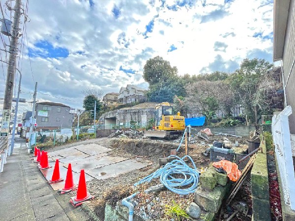 外観:☆☆風通しの良い住宅地☆☆  ゆとりのある住宅地　部屋の窓を開けるとそこには心地よい風が通りぬけます♪