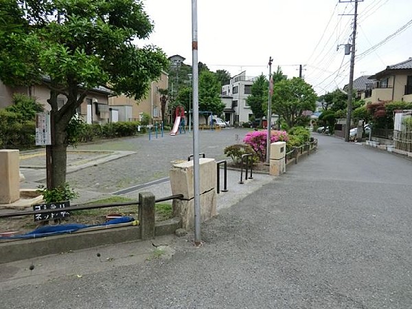 周辺環境:西柴第四公園(西柴第四公園まで250m)