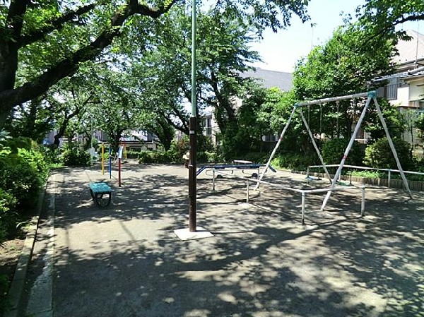 周辺環境:三ツ境第二公園(三ツ境第二公園まで220m)