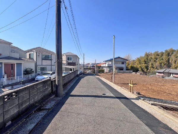 外観:☆☆風通しの良い住宅地☆☆  ゆとりのある住宅地　部屋の窓を開けるとそこには心地よい風が通りぬけます♪