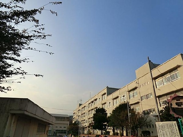 周辺環境:横浜市立永野小学校(横浜市立永野小学校まで400m)