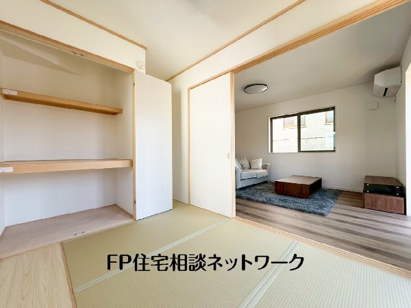 日ごろの整理整頓に収納はかかせません！和室にも収納が備え付けられており、居室の広さを有効に使えます♪