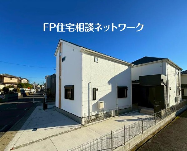 外観:落ち着きある住宅街、低層住居専用地域内に位置しています。日当りを大きく遮られることもありません。