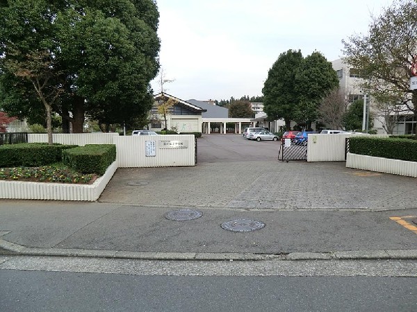 周辺環境:横浜市立霧が丘義務教育学校(横浜市立霧が丘義務教育学校まで1100m)