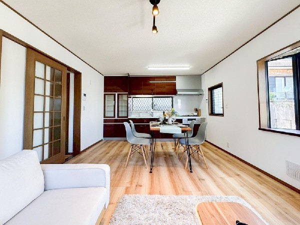 大切な家族が集まるからこそLDKにはこだわりたいですよね。日当たりのよい広いＬＤＫを、子供たちが元気に走り回っている姿を見た時「広い家にして良かった」と感じていただけるはずです。