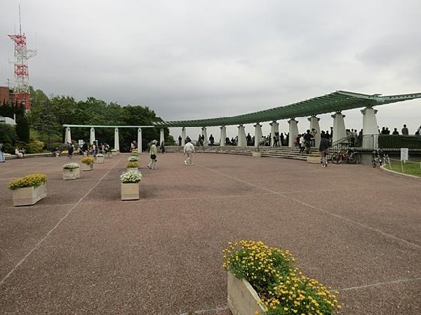 周辺環境:港の見える丘公園(港の見える丘公園まで950m)