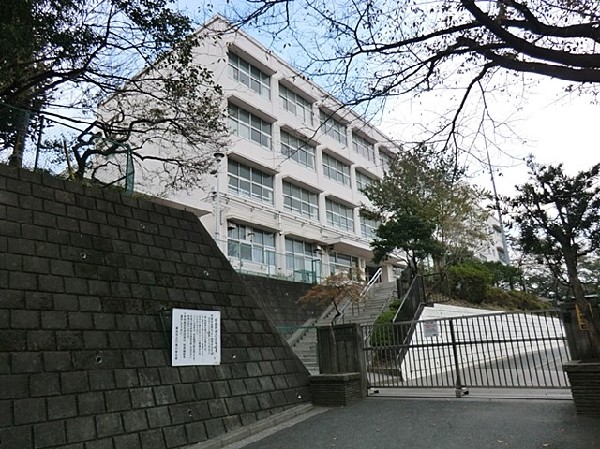周辺環境:横浜市立川島小学校