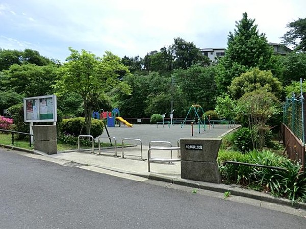 周辺環境:東上郷第三公園(東上郷第三公園まで400m)