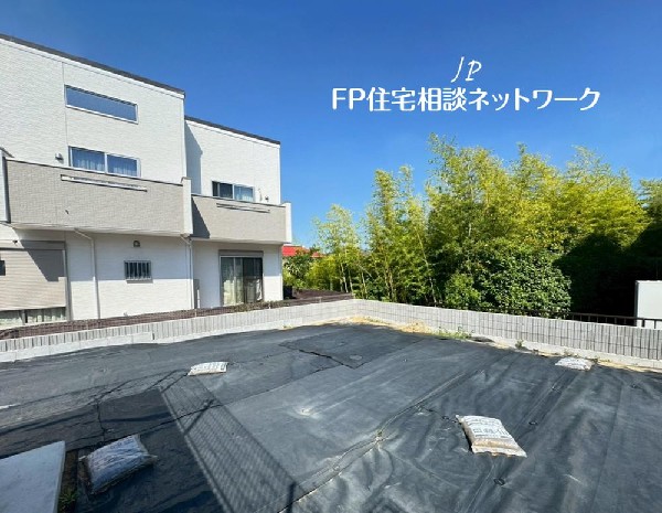 外観:快適な緑に恵まれた閑静な住宅地は、毎日のお散歩など、伸び伸びスローライフの夢を叶えてくれます。緑も多く、環境も申し分ないので子育てには最適。