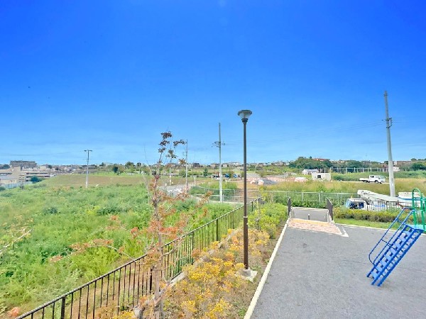 外観:陽光とさわやかな風がハーモニーを奏でる場所　何気なく過ぎる時も上質なひとときに。