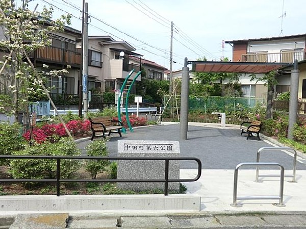 周辺環境:中田町第六公園(中田町第六公園まで450m)
