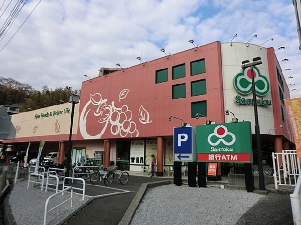 周辺環境:三徳高田店(三徳高田店まで1100ｍ)