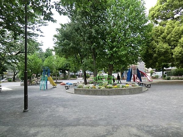 周辺環境:大口西公園(大口西公園まで250m)