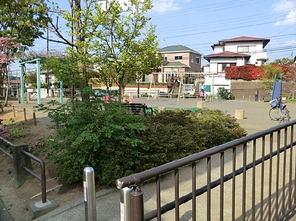 周辺環境:舞岡第二公園(舞岡第二公園まで280m)