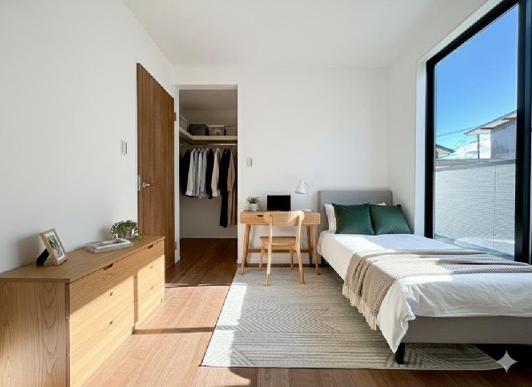 「どういう家具を置こうかな」とわくわくする。自分好みのこだわりのお部屋にしてオンリーワンの部屋でゆったりと寛ごう。（本画像はCGで作成しており、実際に現地に家具はおかれておりません。また価格に家具は含ま