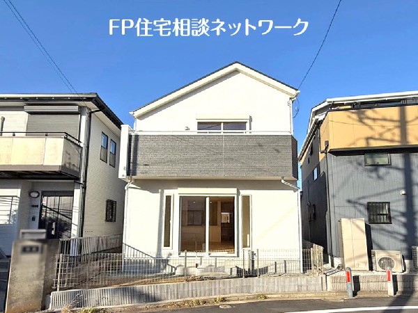 外観:☆☆風通しの良い住宅地☆☆  ゆとりのある住宅地　部屋の窓を開けるとそこには心地よい風が通りぬけます♪
