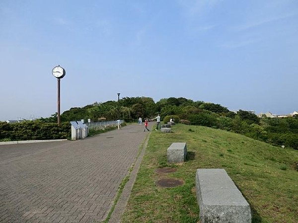 周辺環境:本牧山頂公園(本牧山頂公園まで700m)