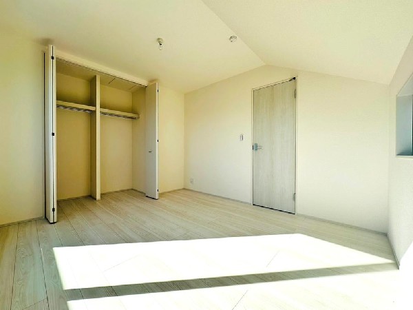 「どういう家具を置こうかな」とわくわくする。自分好みのこだわりのお部屋にしてオンリーワンの部屋でゆったりと寛ごう。