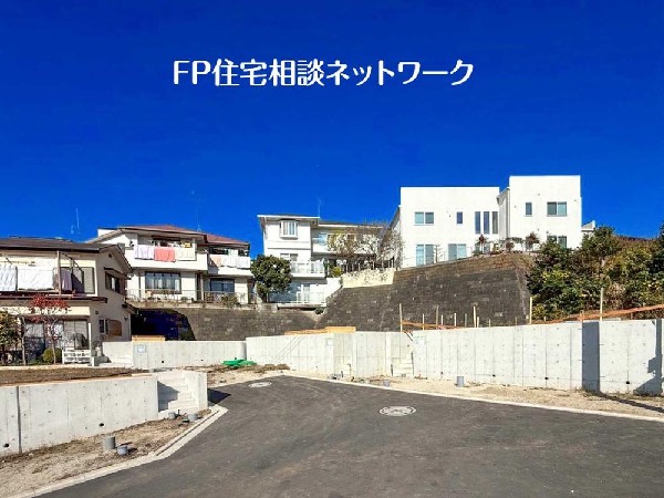 外観:流行に左右されず、将来にわたって価値が継続する「上質」な佇まい。おしゃれな雰囲気や自然の潤い、親しみやすさといった個性を、街に新たな価値をもたらし続ける。