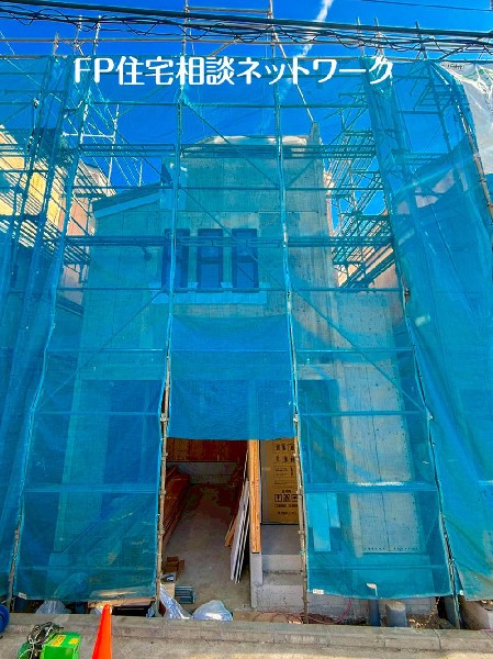 外観:２月完成予定♪年度内のご入居も可能です♪現地見学と同日に、モデルハウスのご見学も可能です♪