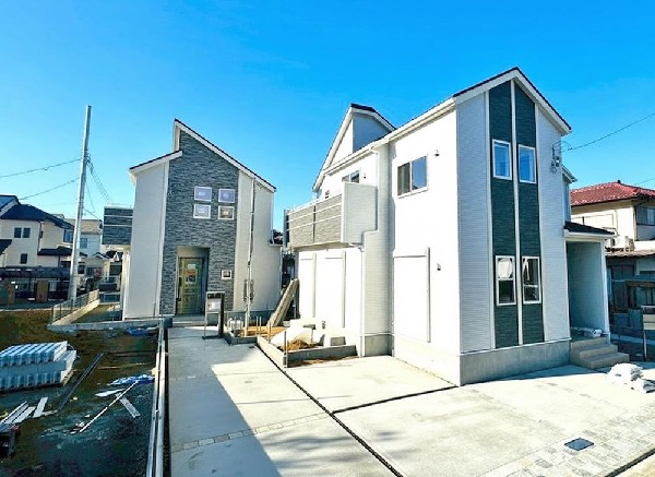 外観:☆☆風通しの良い住宅地☆☆  ゆとりのある住宅地　部屋の窓を開けるとそこには心地よい風が通りぬけます♪