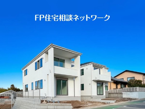 外観:毎日のお散歩も快適な緑に恵まれたエリアは伸び伸びスローライフを叶えてくれます。自然豊富な季節の移ろいを身近に感じられる環境でストレスフリーな生活をお送りください。