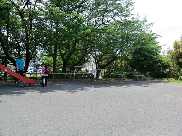 周辺環境:二俣川宮沢公園(二俣川宮沢公園まで1300ｍ)