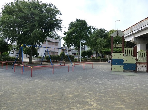 周辺環境:本村町第一公園(本村町第一公園まで600ｍ)