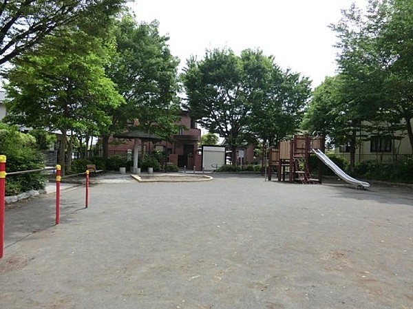 周辺環境:さちが丘蔵屋敷公園(さちが丘蔵屋敷公園まで270m)