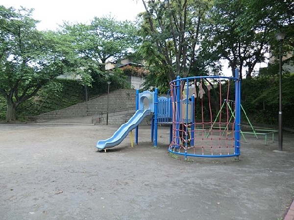 周辺環境:四季美台第一公園(四季美台第一公園まで220ｍ)